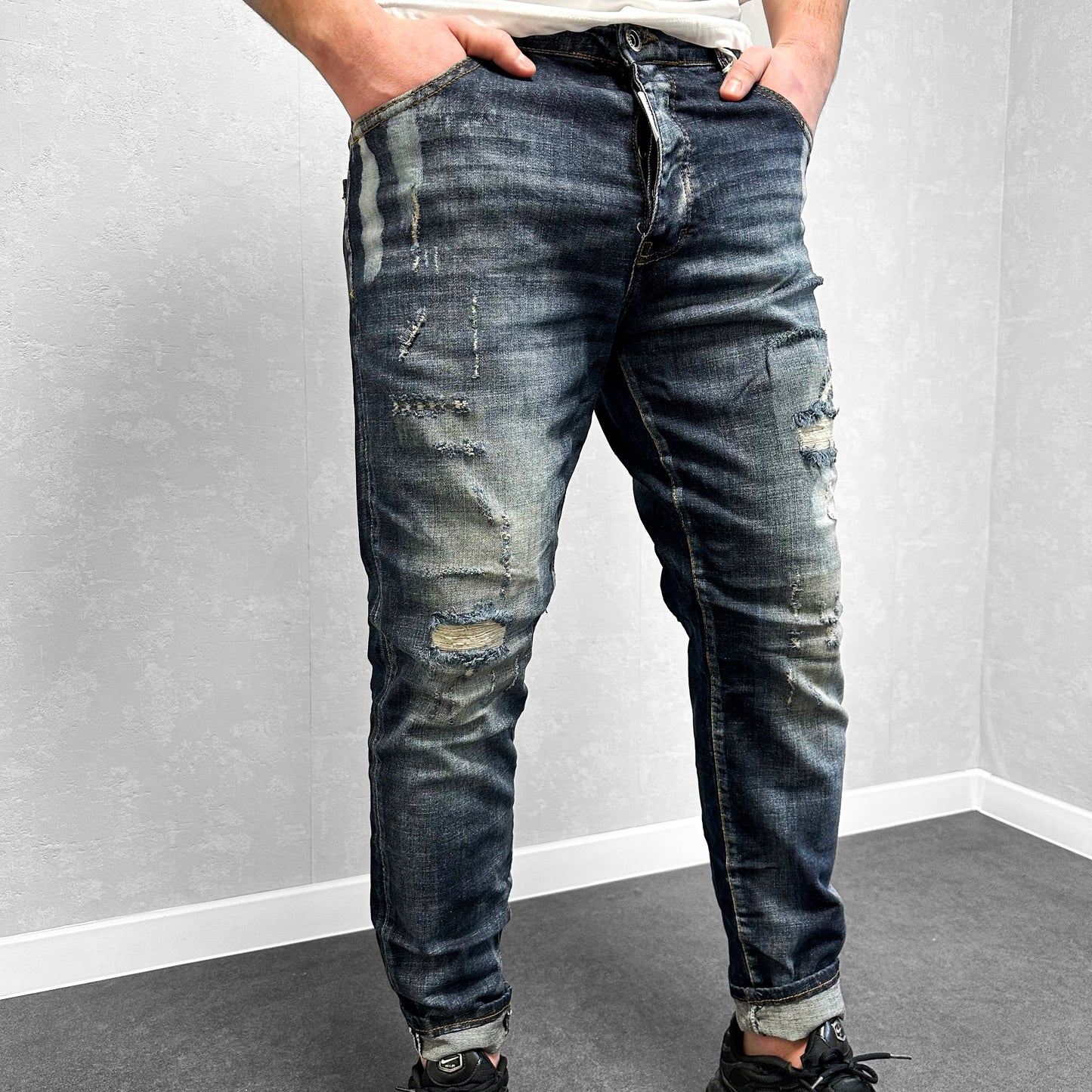 Мъжки накъсани дънки "Brenite"