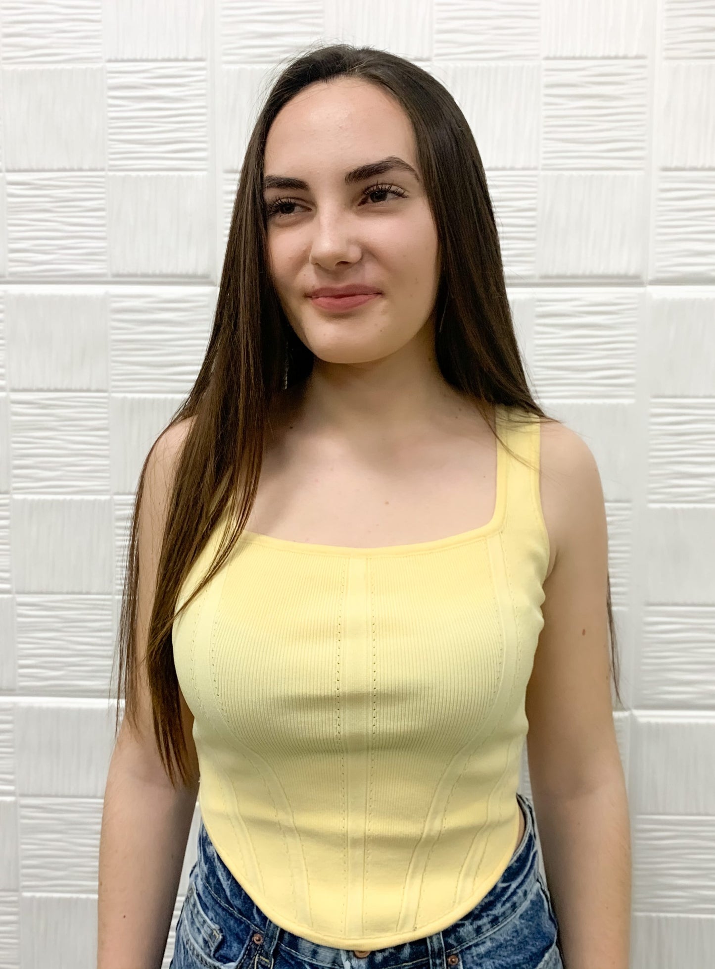 Дамски потник с ефектен гръб