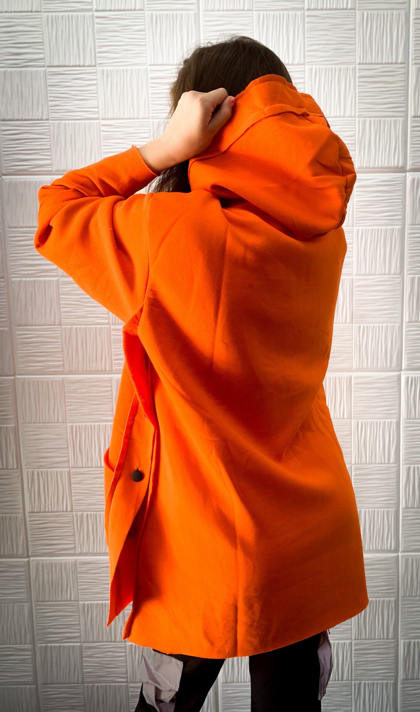 Дълъг сиутшърт с качулка