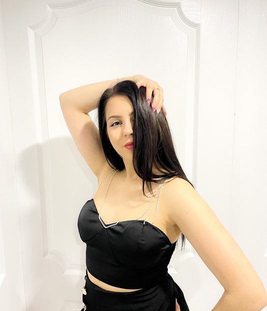 Топ с камъчета