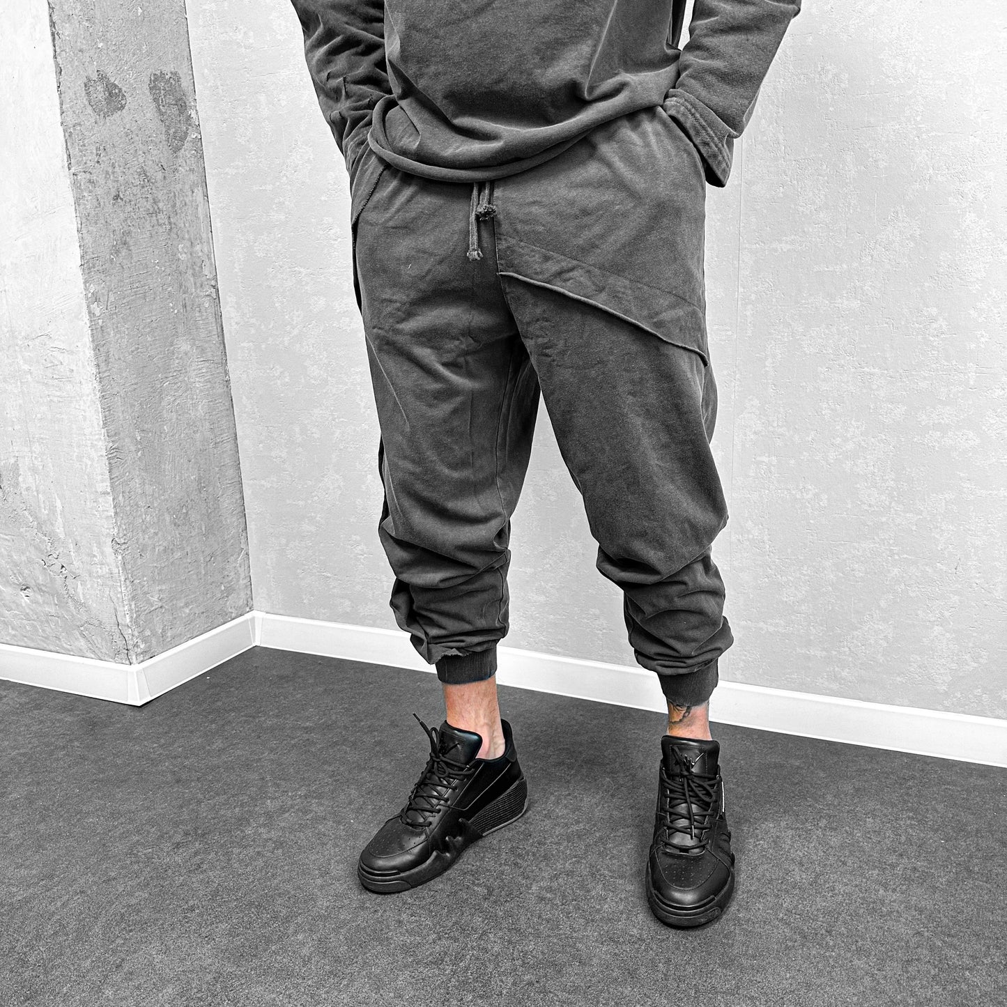 Мъжки streetstyle екип "GNGSTR"