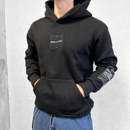 Мъжки черен суитшърт "My Mind"