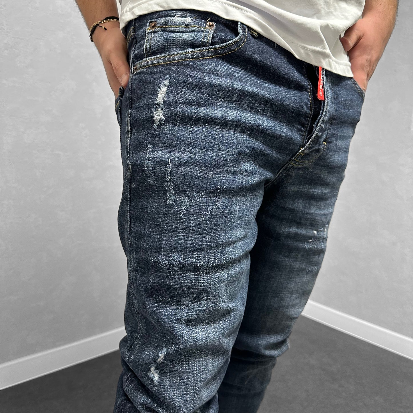 Мъжки леко накъсани дънки "Beriano"