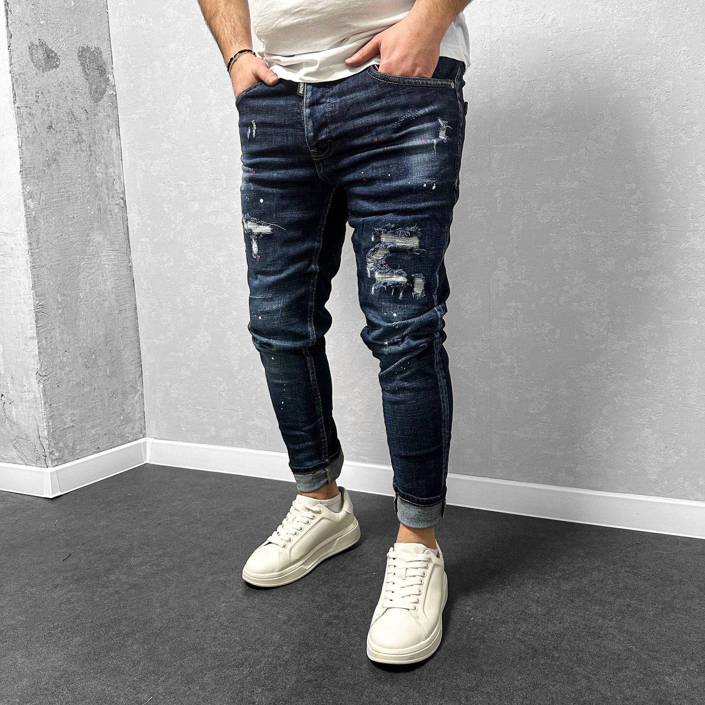 Мъжки накъсани дънки "Derinias"