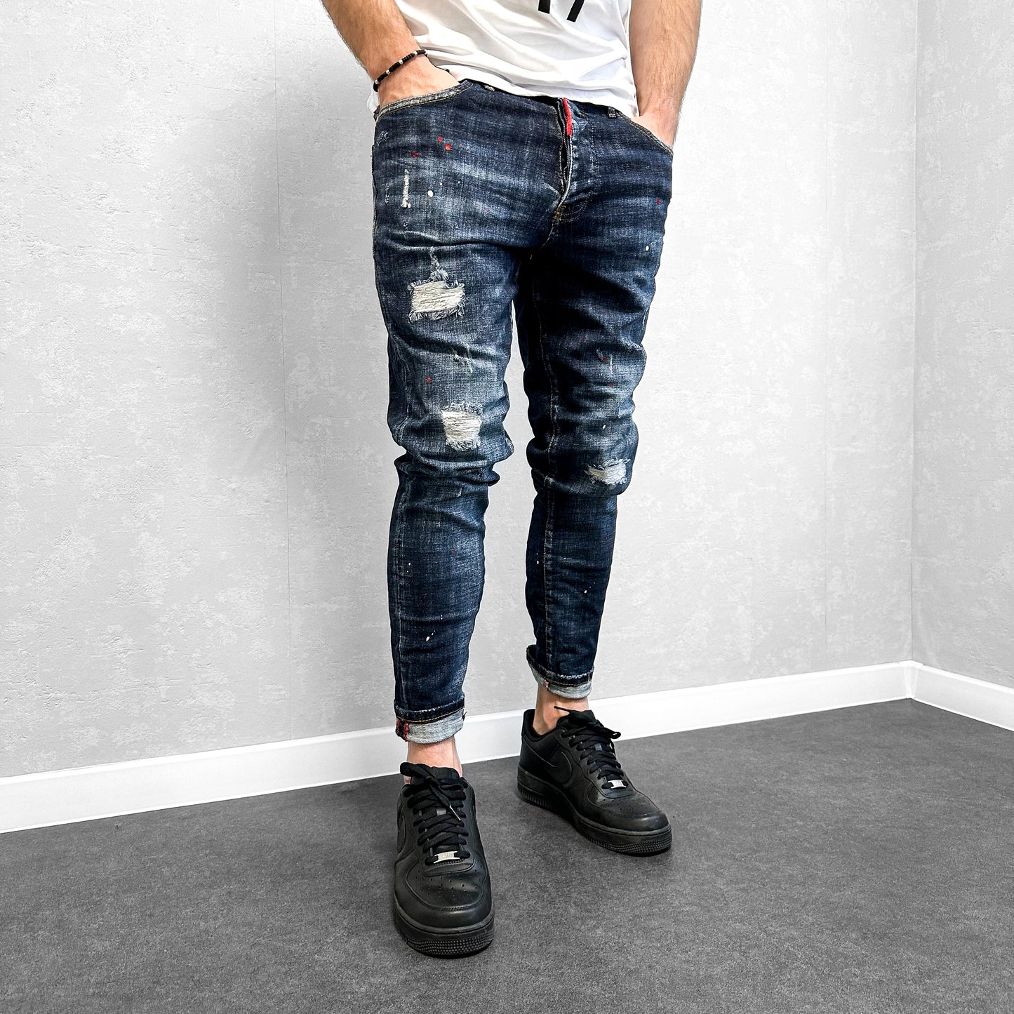 Мъжки дънки с леки пръски "Alpha"