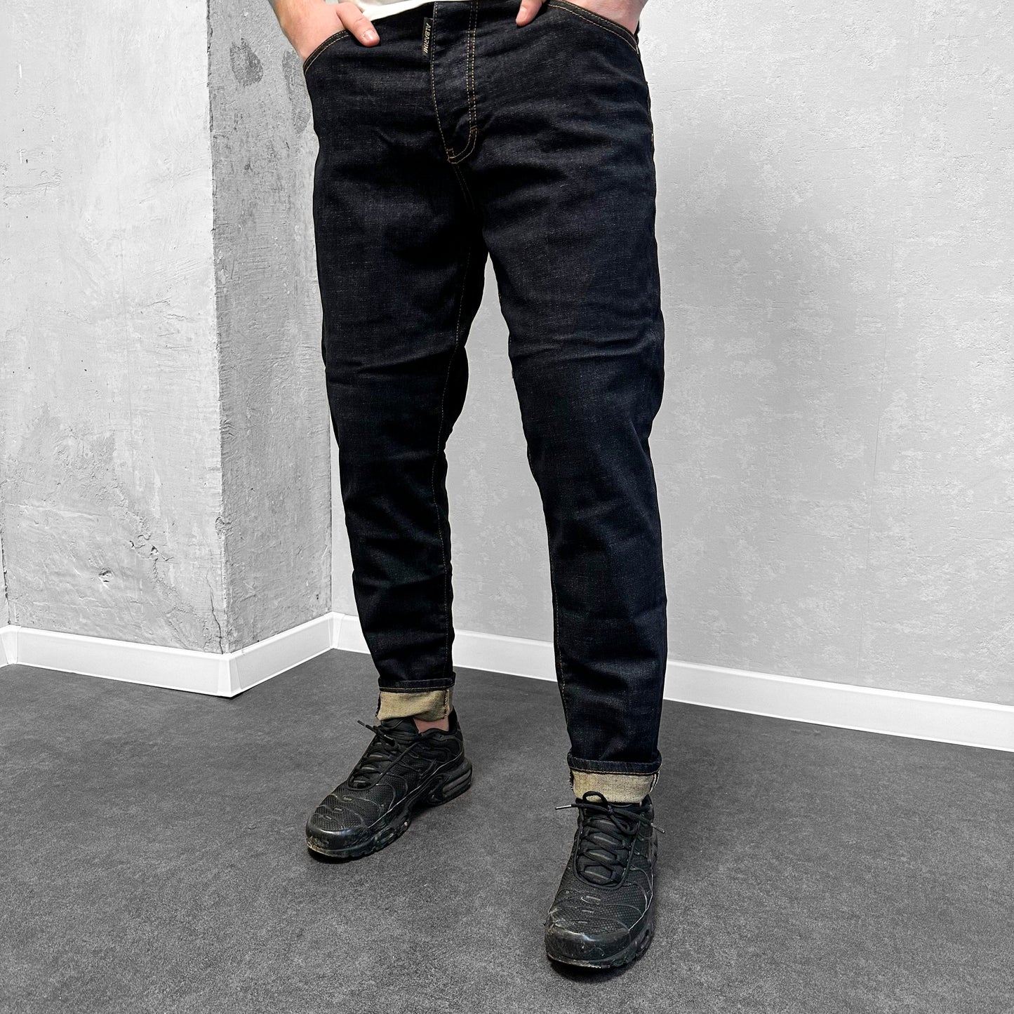 Мъжки изчистени дънки от PREMIUM материя и цвят "Exclusive"