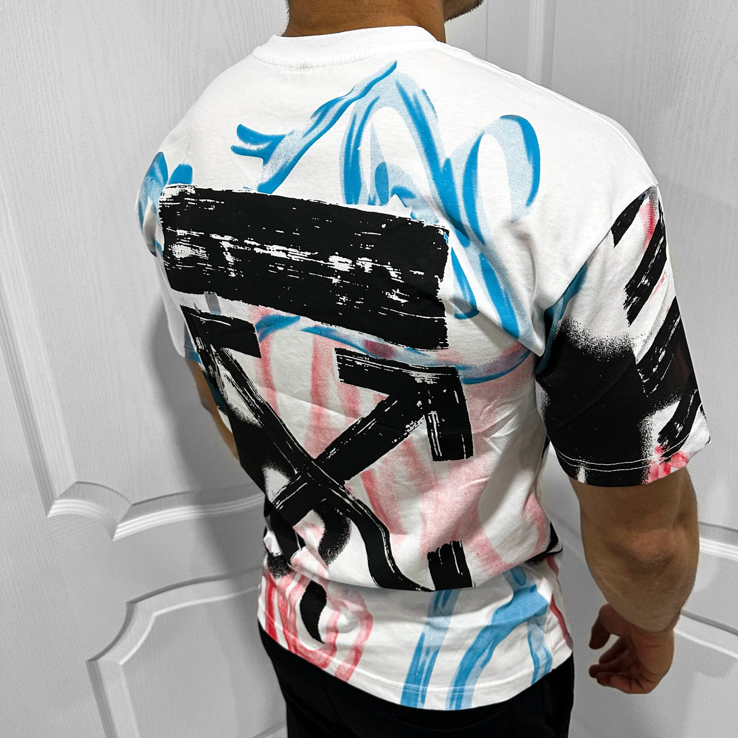 Мъжка OVERSIZE тениска “White Graffity”